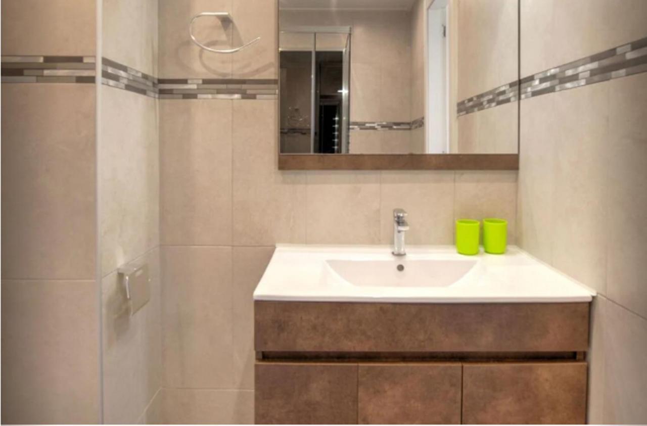 One Bedroom Flat In Fenals For 4 People Apartament Lloret de Mar