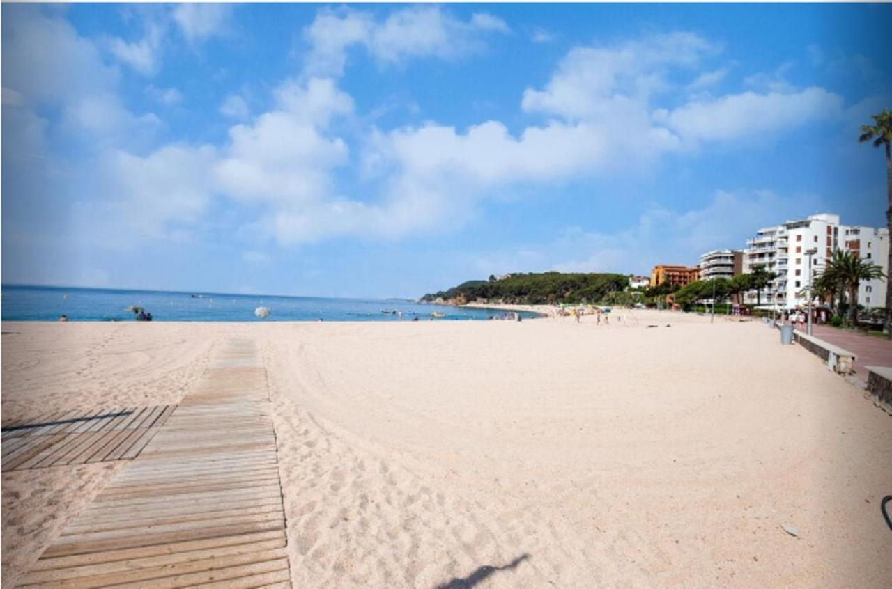 One Bedroom Flat In Fenals For 4 People Appartement *