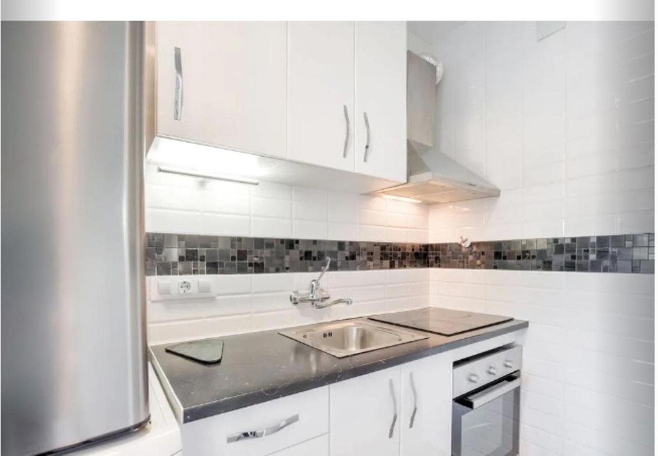 Appartement One Bedroom Flat In Fenals For 4 People *